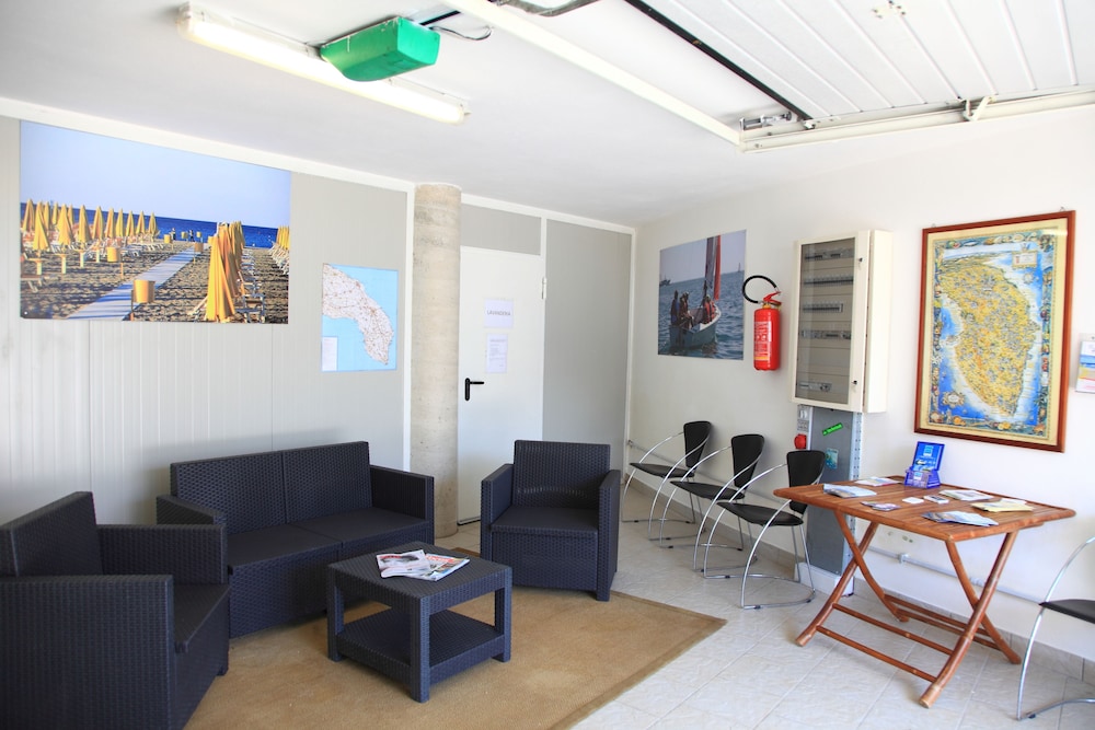 lounge