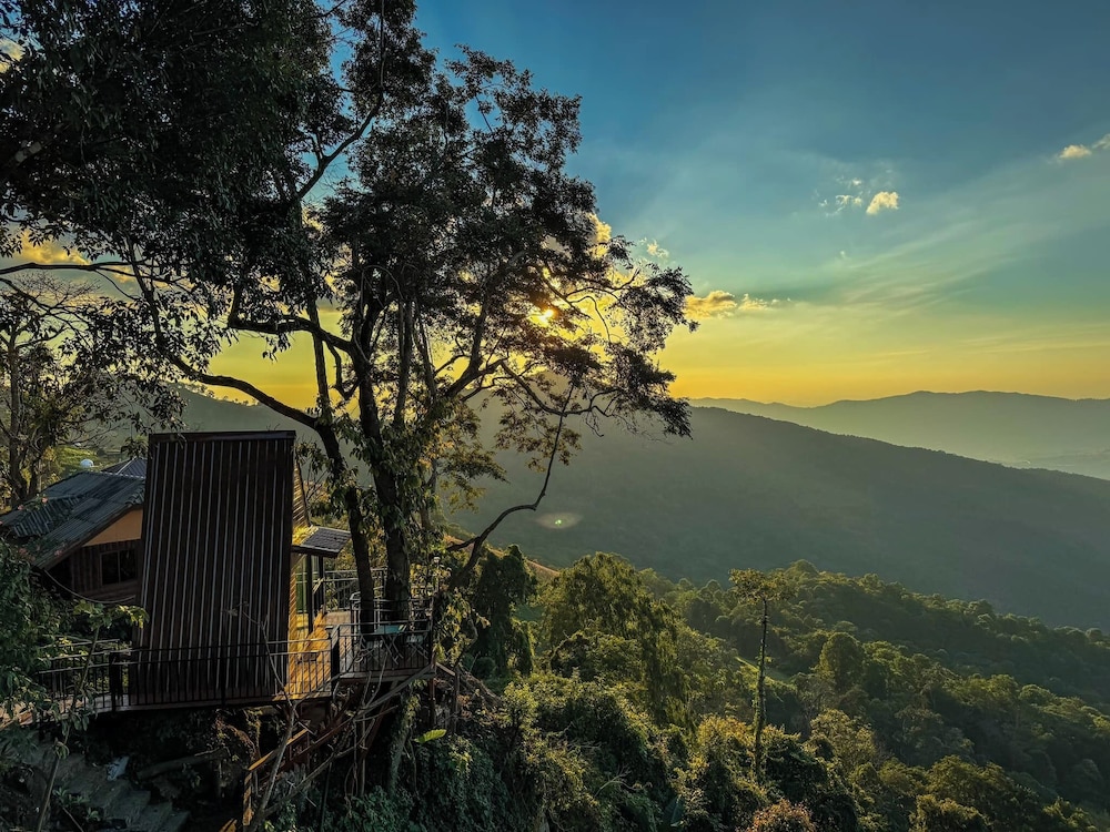 Phucheefainn Resort