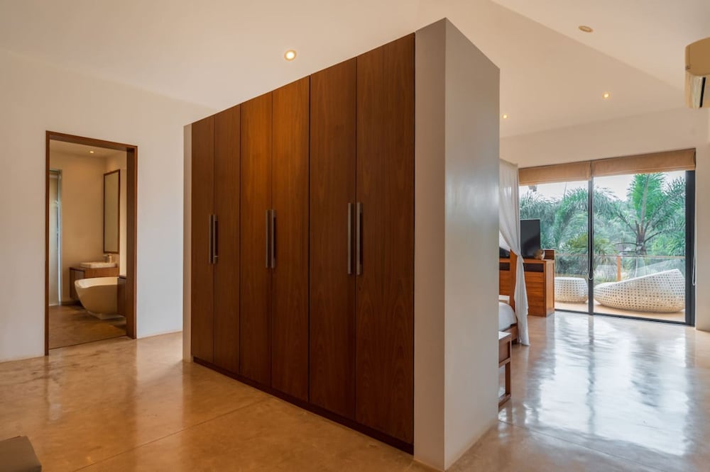 Puravida I -luxury 5bhk w Pvt Pool in Anjuna