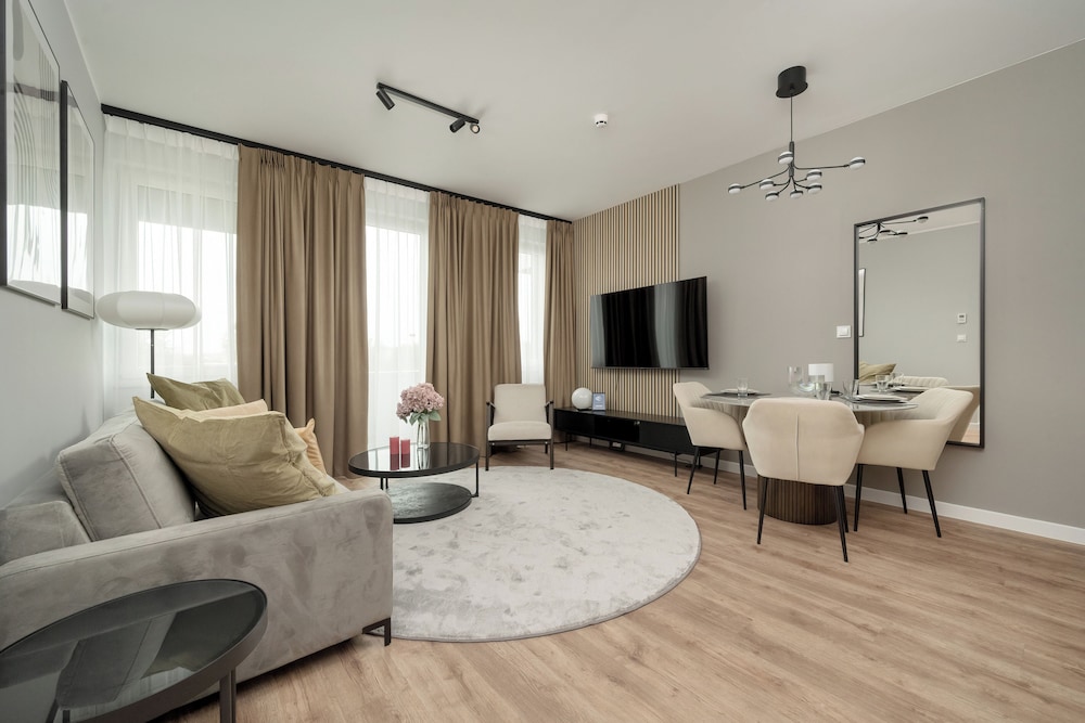 Air Conditioned Apartment by Renters