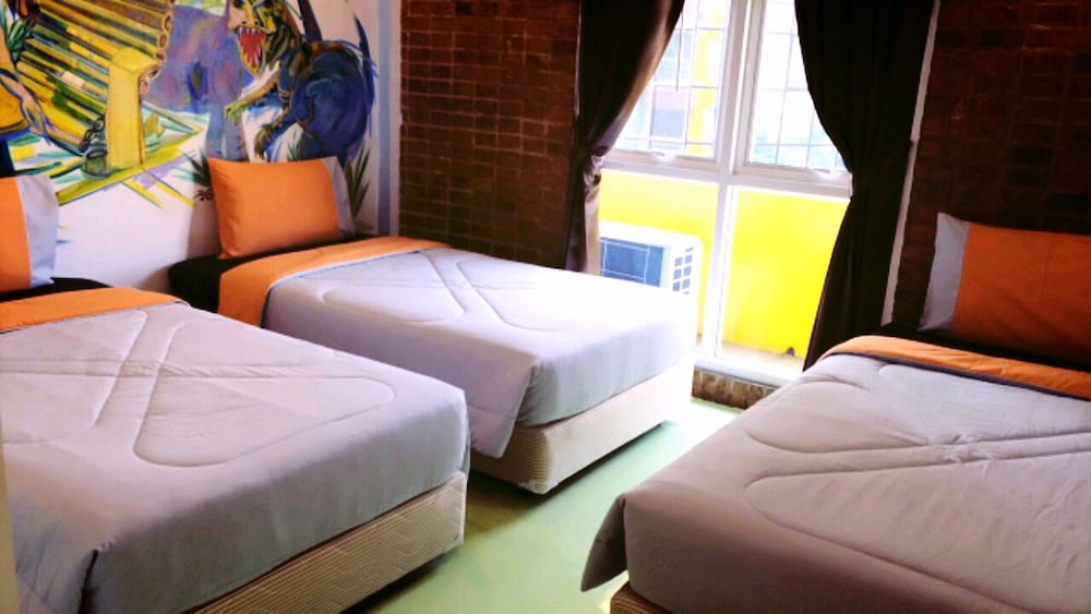 Chic Hostel