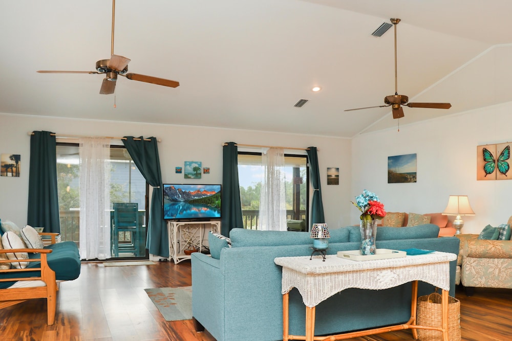 Blue Moon Cottage