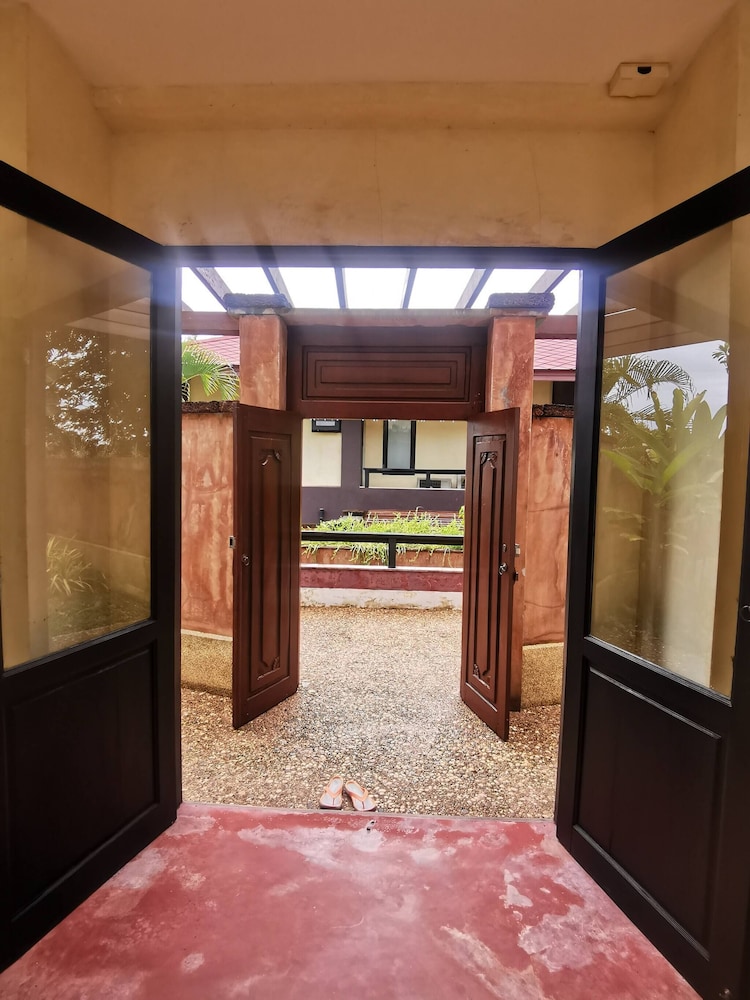Three Bedroom Balinese Villa - a Shared Pool