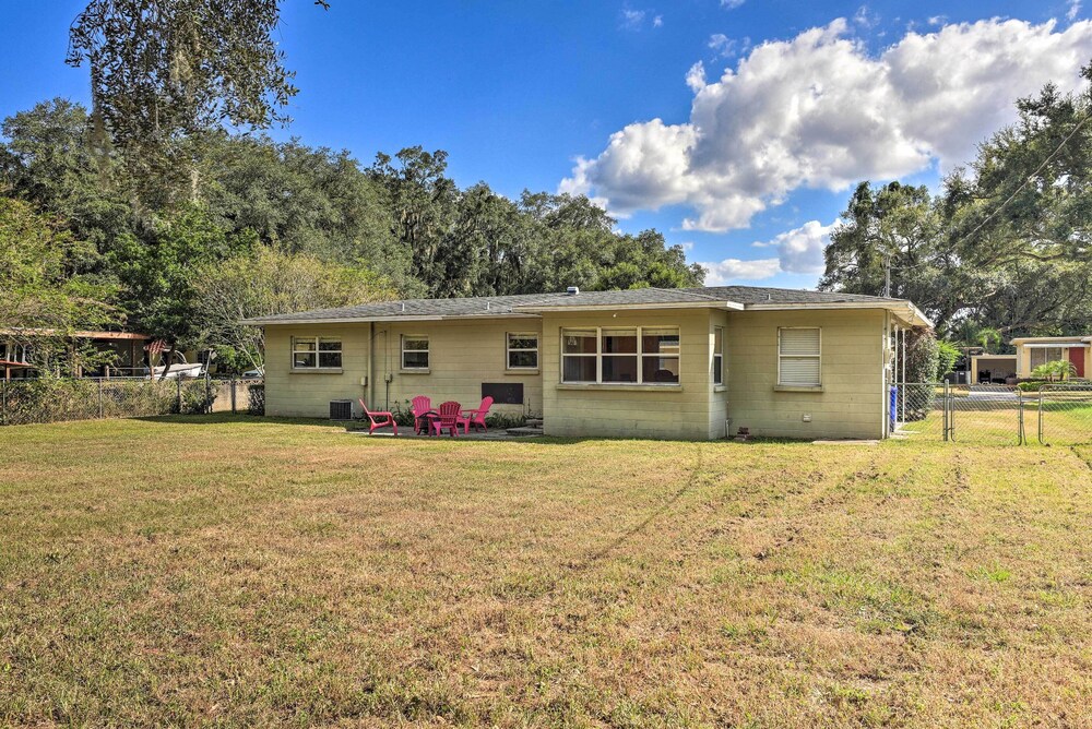Lakeland Home w/ Large Backyard ~ 1 Mile From Fsc! view 4