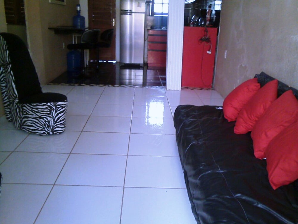 Canoa Guest House