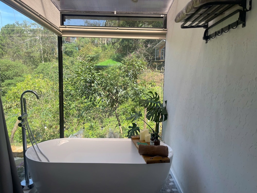 Dong Homestay