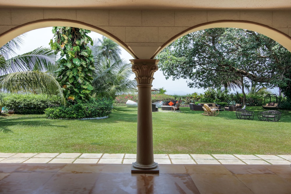 Amã Stays & Trails Villa Ishatva, Alibag