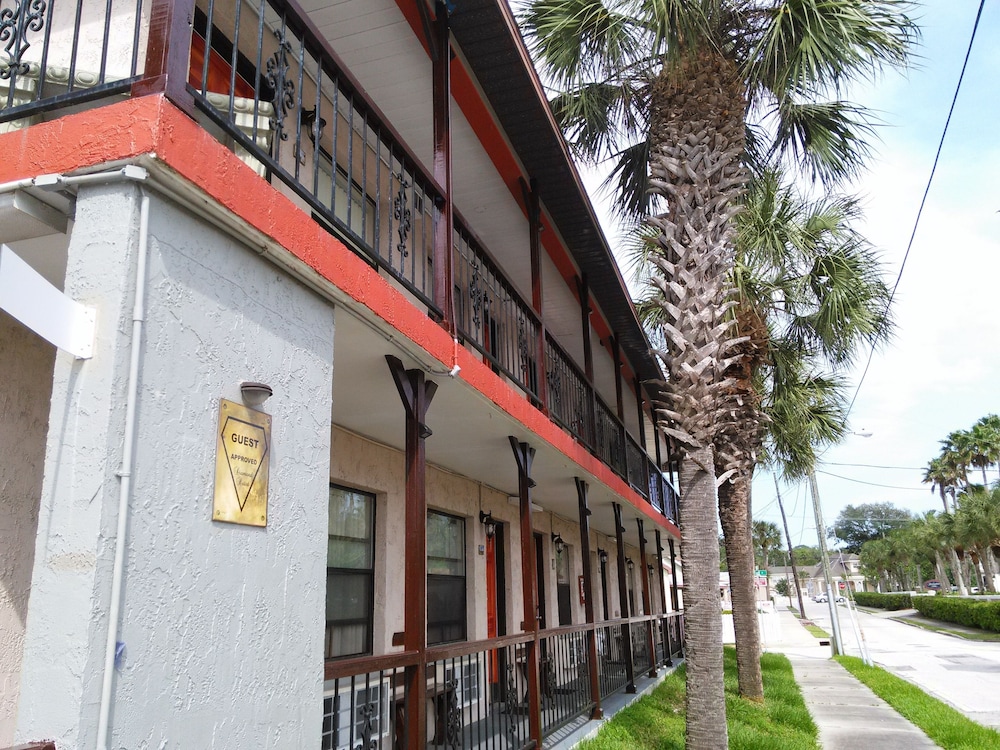 Merida Inn and Suites