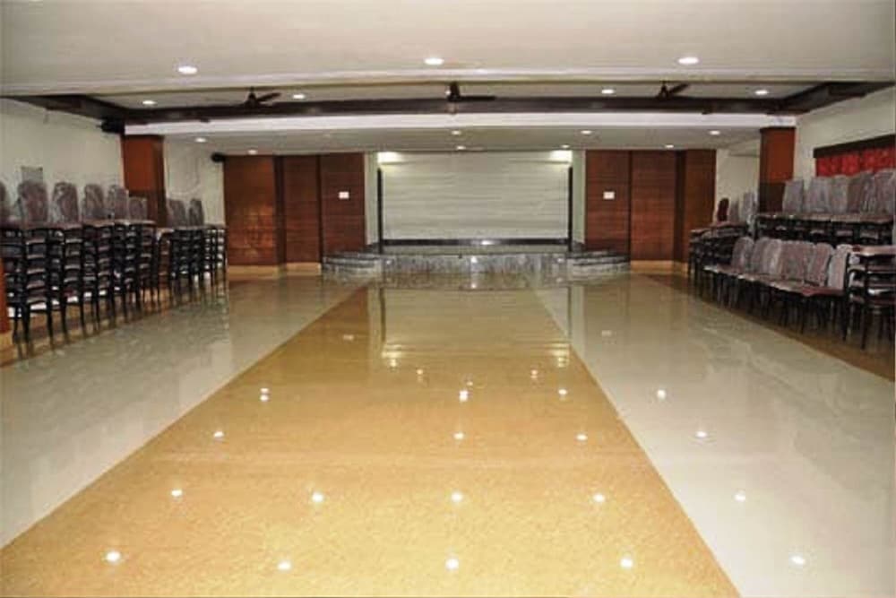 meeting & event spaces