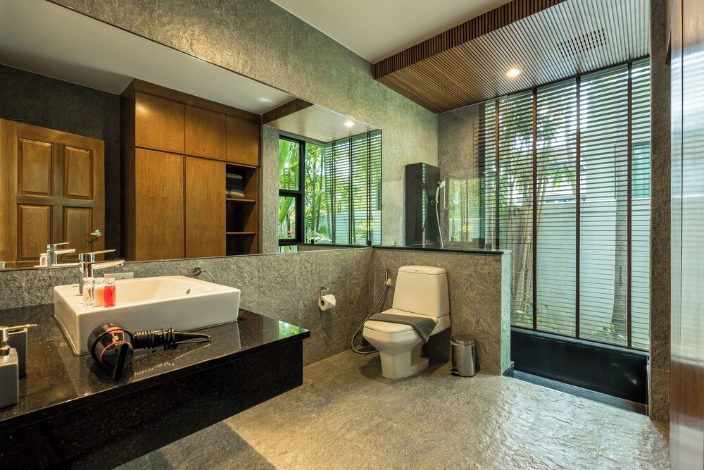 Baan Bua Bt17 By Villacarte