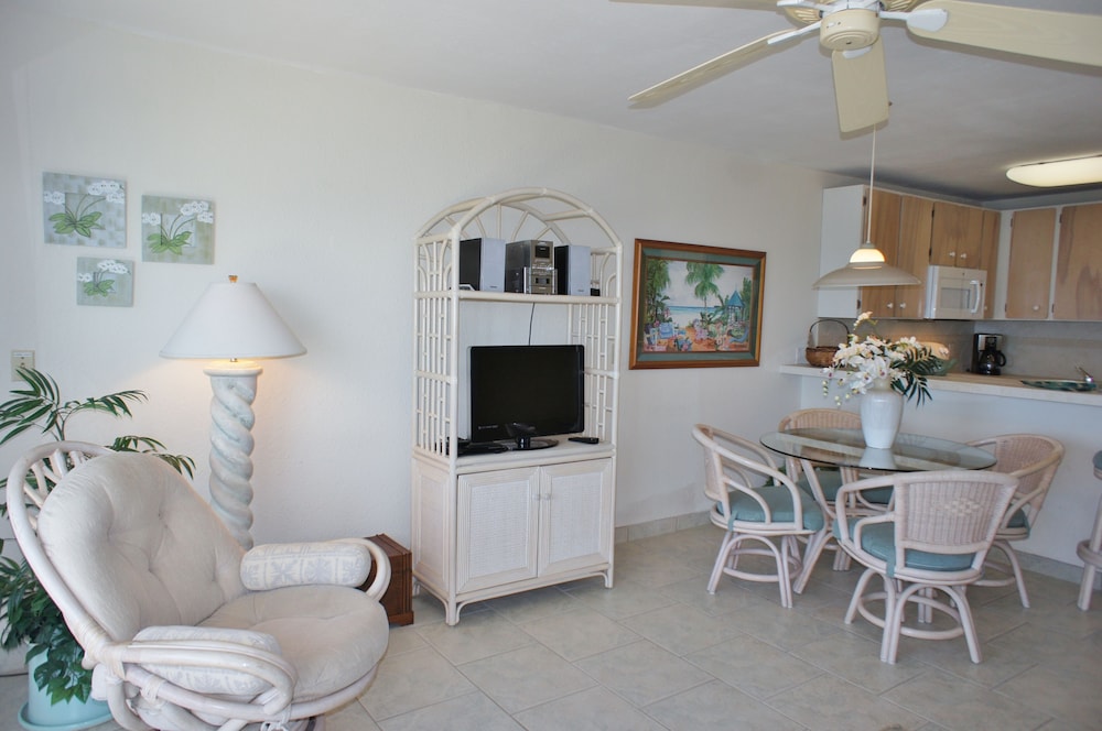 Direct Ocean Front In-unit Wifi Concierge Included - Vrkcv