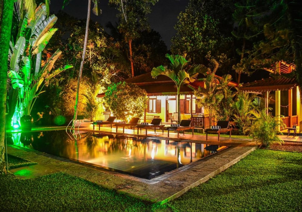 Araliya Garden