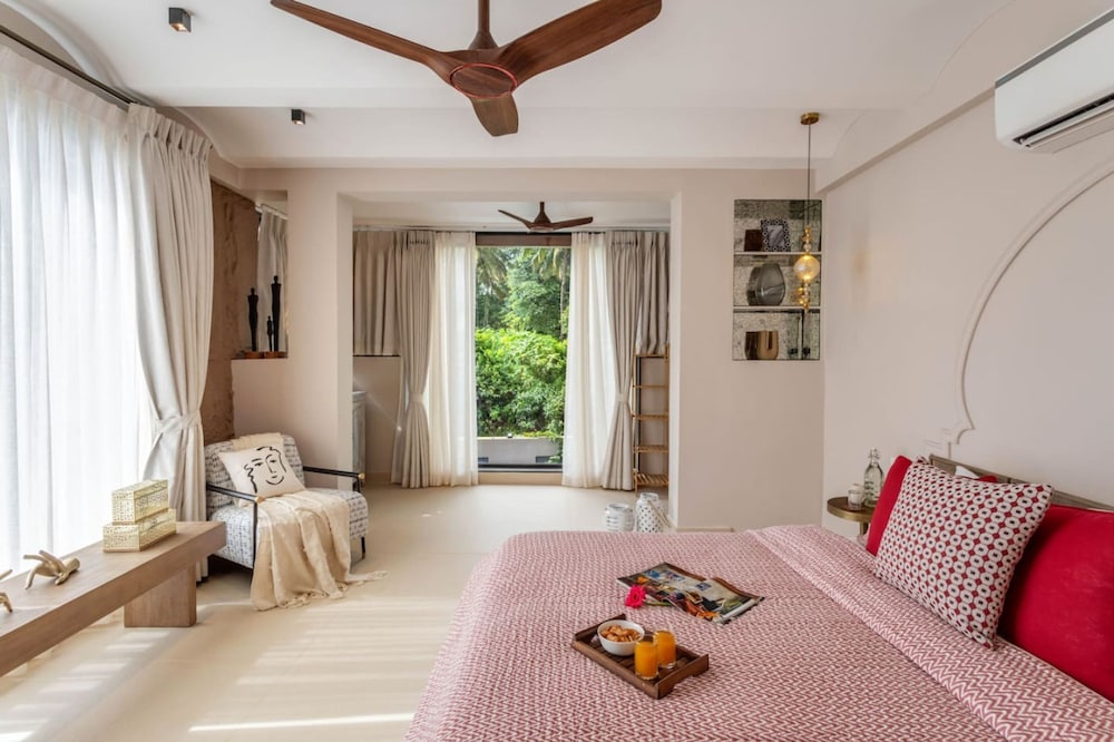 Villa Orann - Lux 5BR in the Heart of Vagator