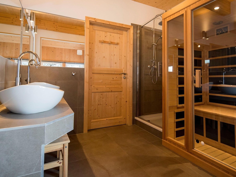 Chalet in Alps Near Ski Slopes and Sauna
