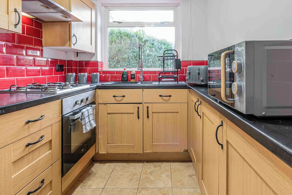 Cosy Home in Stoke on Trent