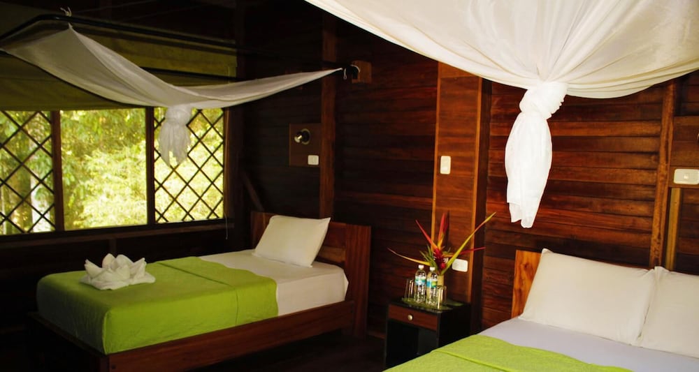 Sani Lodge