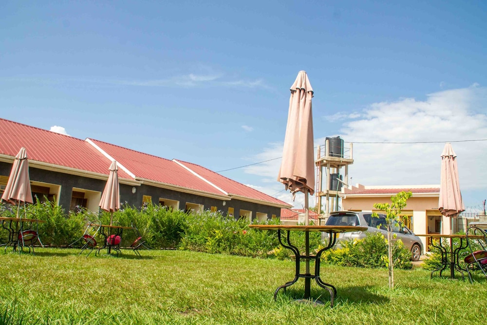 Airfield View Motel