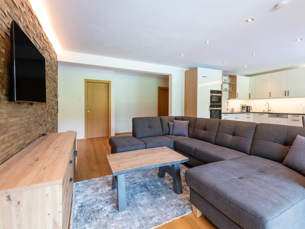 Spacious Holiday Apartment Near Kitzbuhel