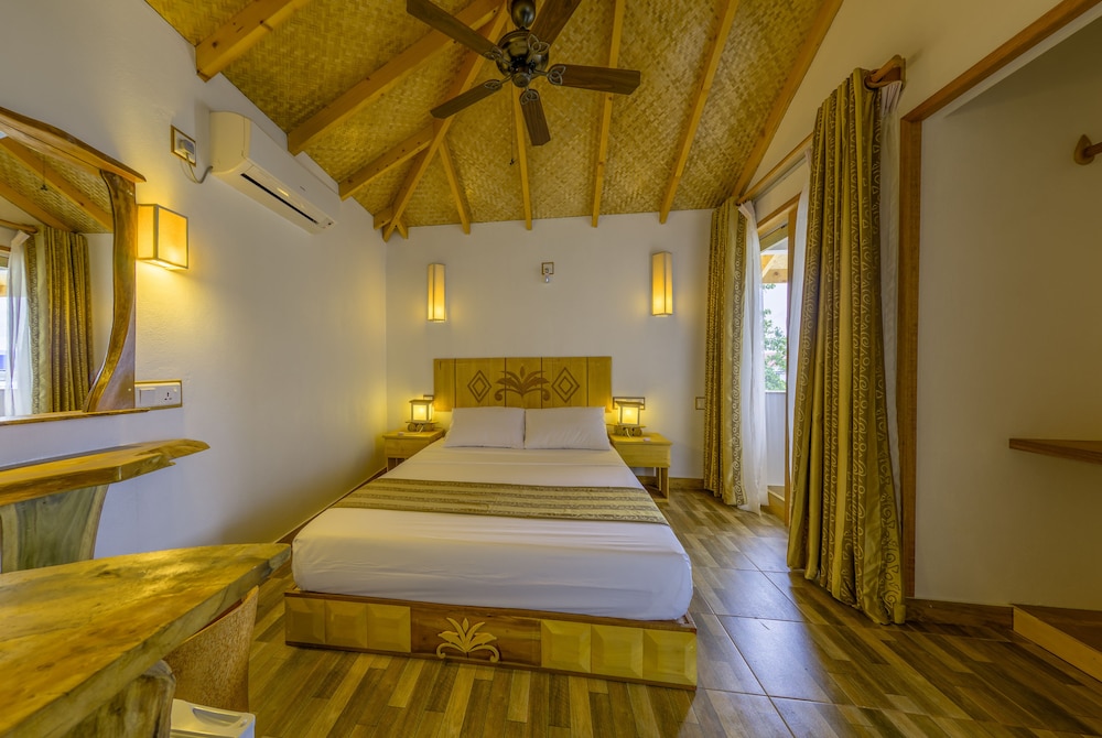 Ameera Maldives photo 2