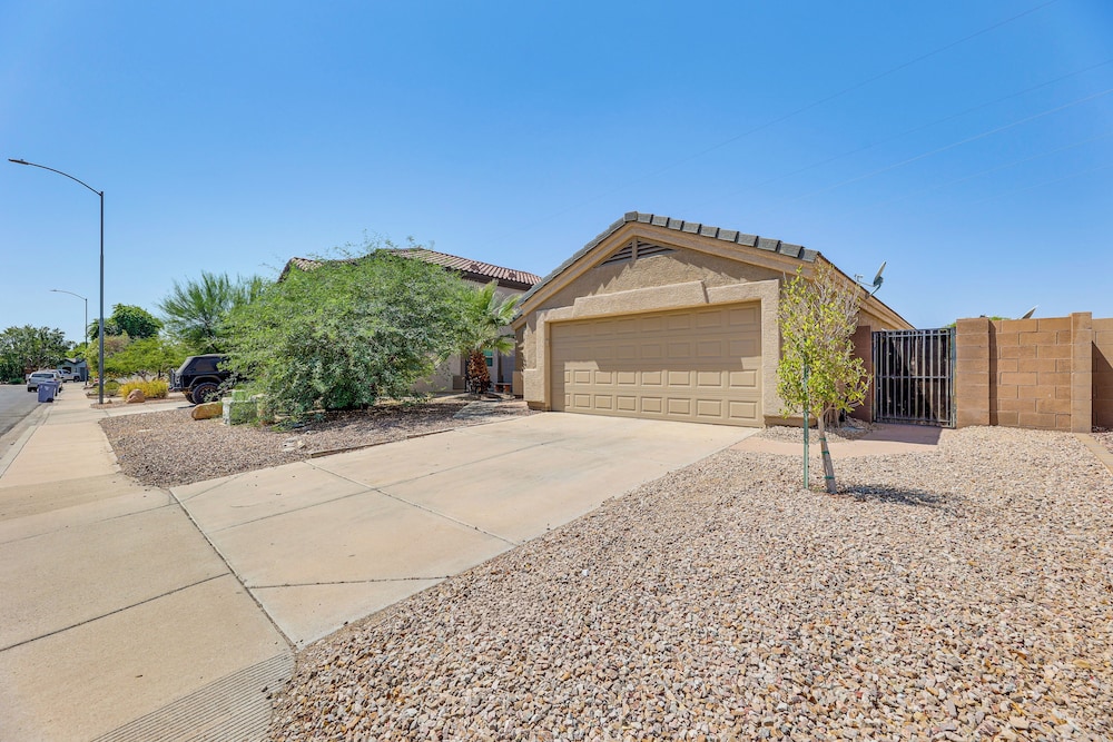 Swim & Unwind: 'wildrose Retreat' in Mesa!