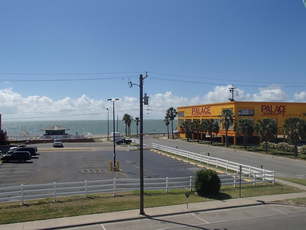 Regency Inn