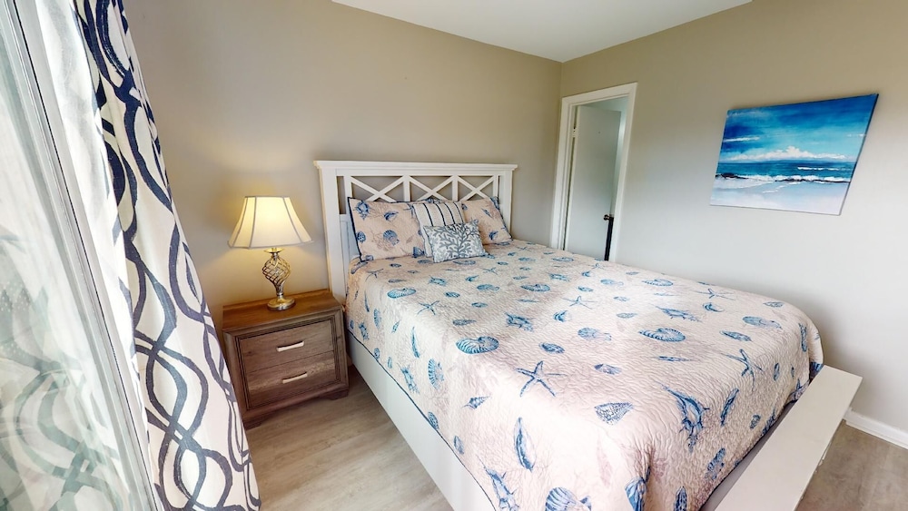 Lighthouse Point 2 by Tybee Vacation Rentals