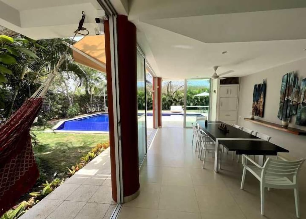 NOK Luxury 4BR Pool Villa in Manzanillo Cartagena