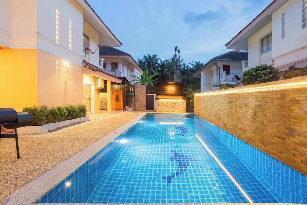 Poolnest Villa Private Saltwater Pool Retreat