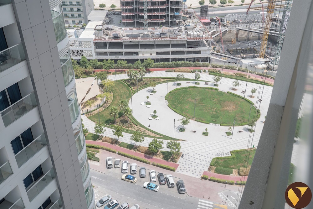 Opalz by Danube Access to SZR Dubai