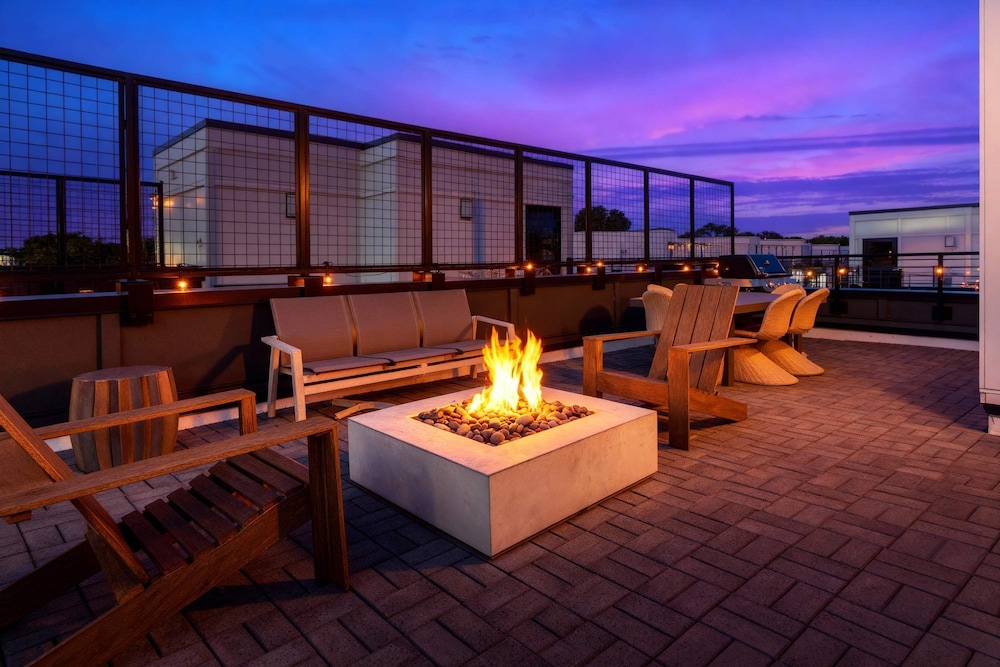 Rooftop Fire Pit Lounge Skyline DT Nash Views