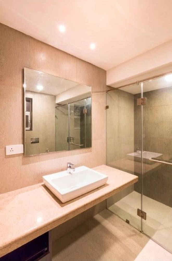 Zondela Inn Luxury Apartments