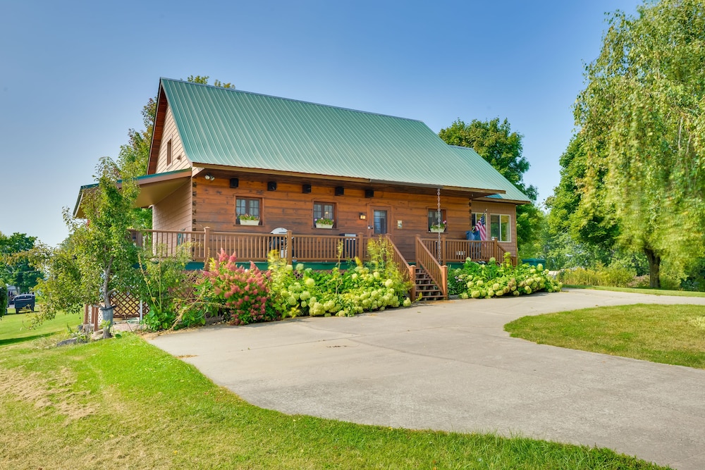 Watertown Vacations - Warm  Cozy Clayton Cabin Near St Lawrence River! - Property Image 1
