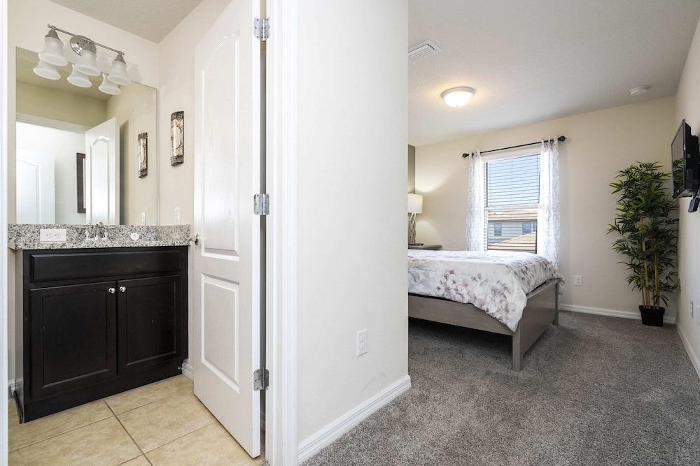 Stunning 5 Bd w/ Pool Close to Disney @ Windsor Westside 2015