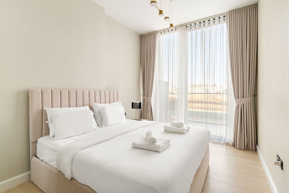 Binghatti Crescent - 202 2BD