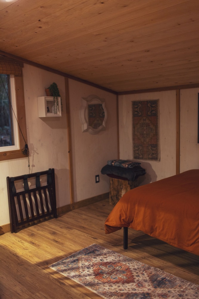 Heartwood Retreats
