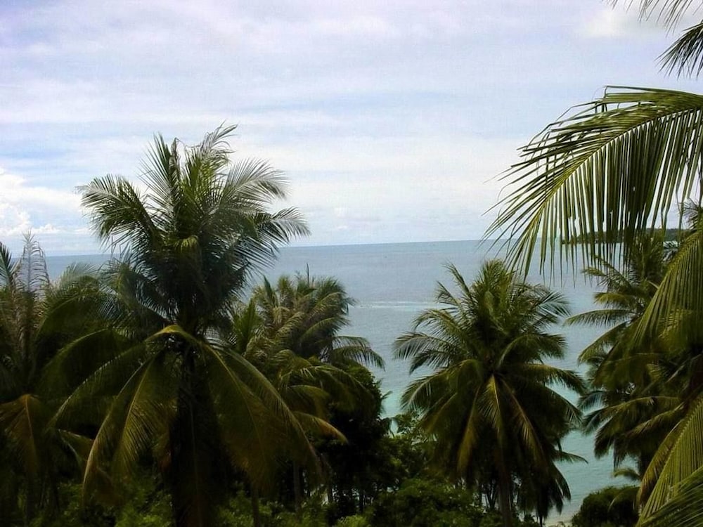 Golden Hill Resort