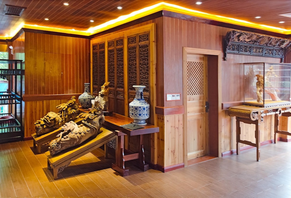 Yangshuo Li River Lodge