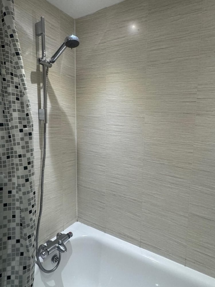 Lewisham - Apartment - Sleeps 5 - 93ws
