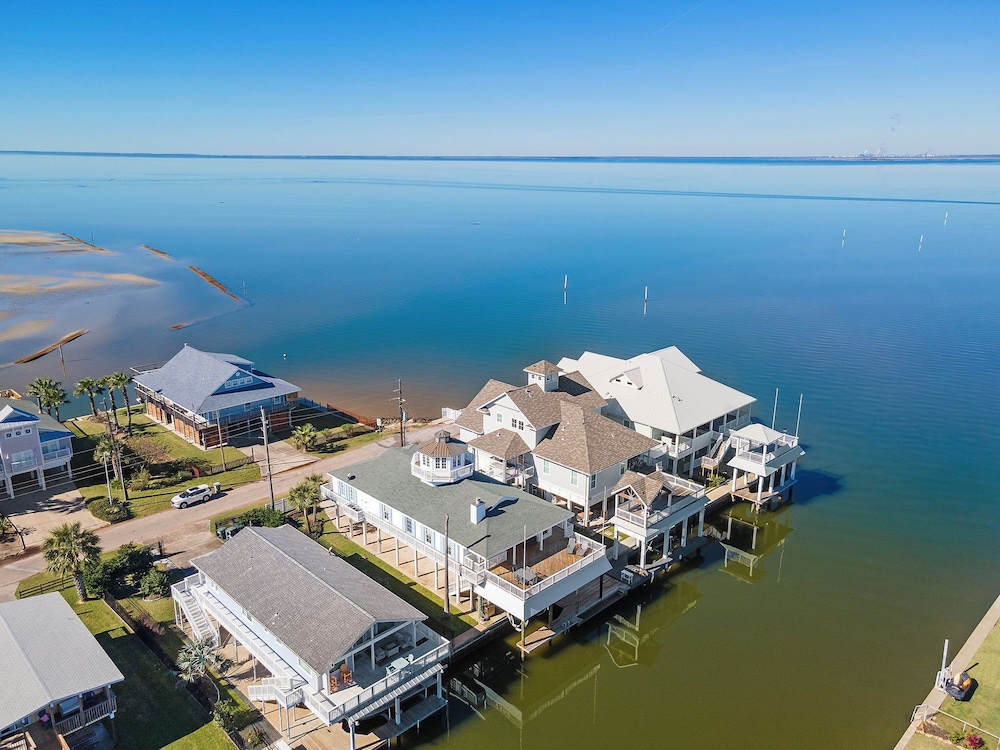 Reelview by Ryson Vacation Rentals