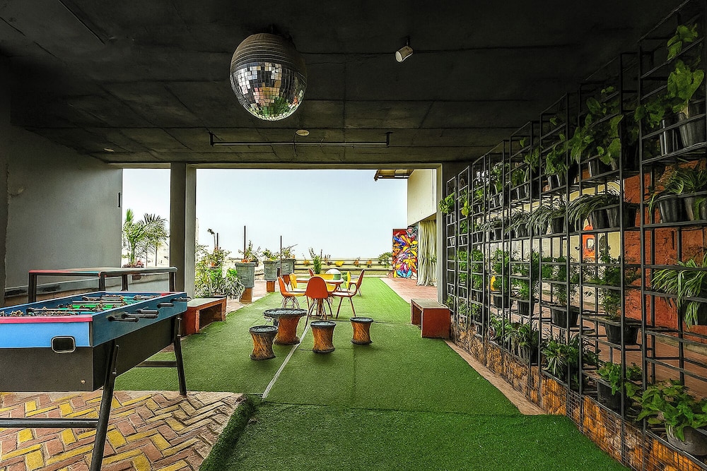 Fabhotel Clement