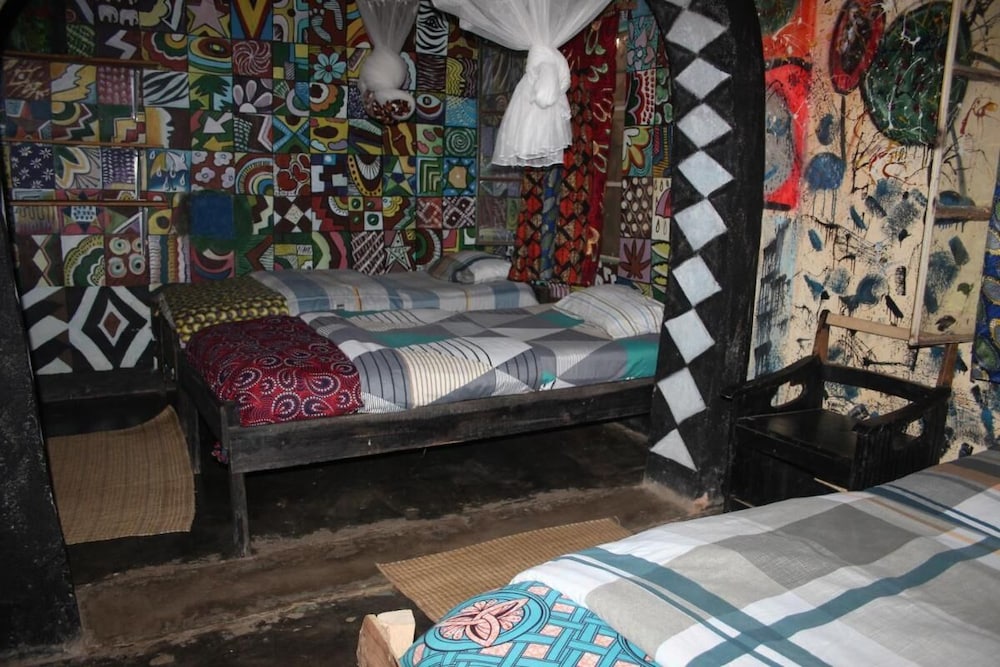 Room in B&B - Red Rocks Rwanda - Triple Room