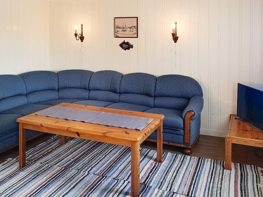 6 Person Holiday Home in Vega view 4