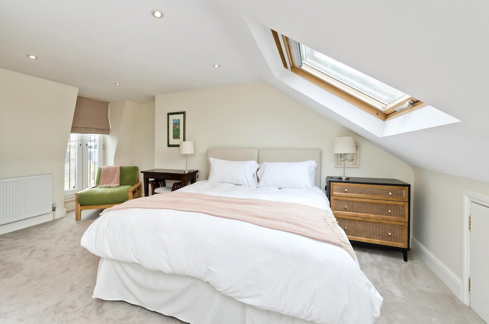 Family Home near Clapham Common