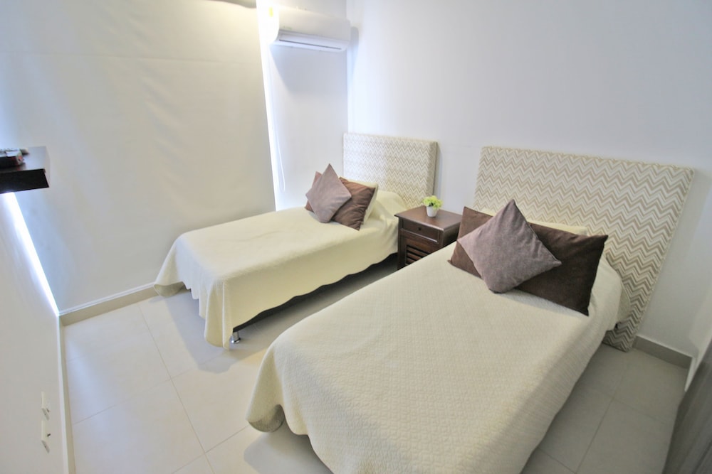 Apartamentos SOHO Elite - Frente al Mar