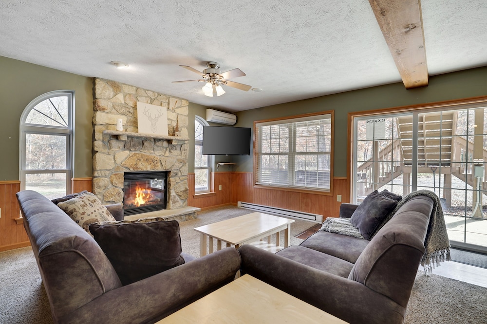 Sycamore Cove by Avantstay Hot Tub Game Rooms