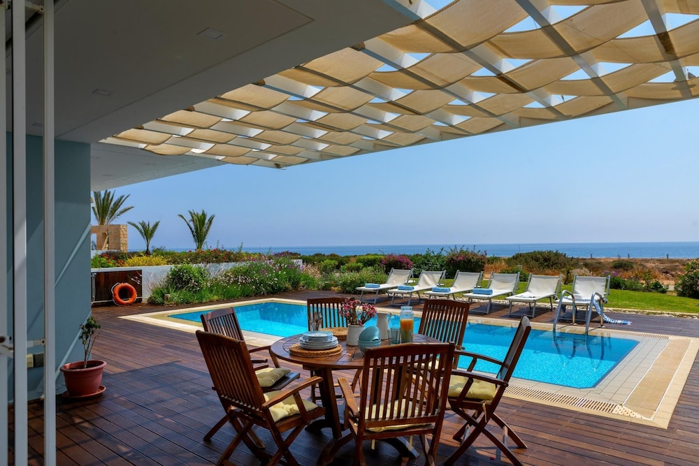Protaras Seafront Villa Alia