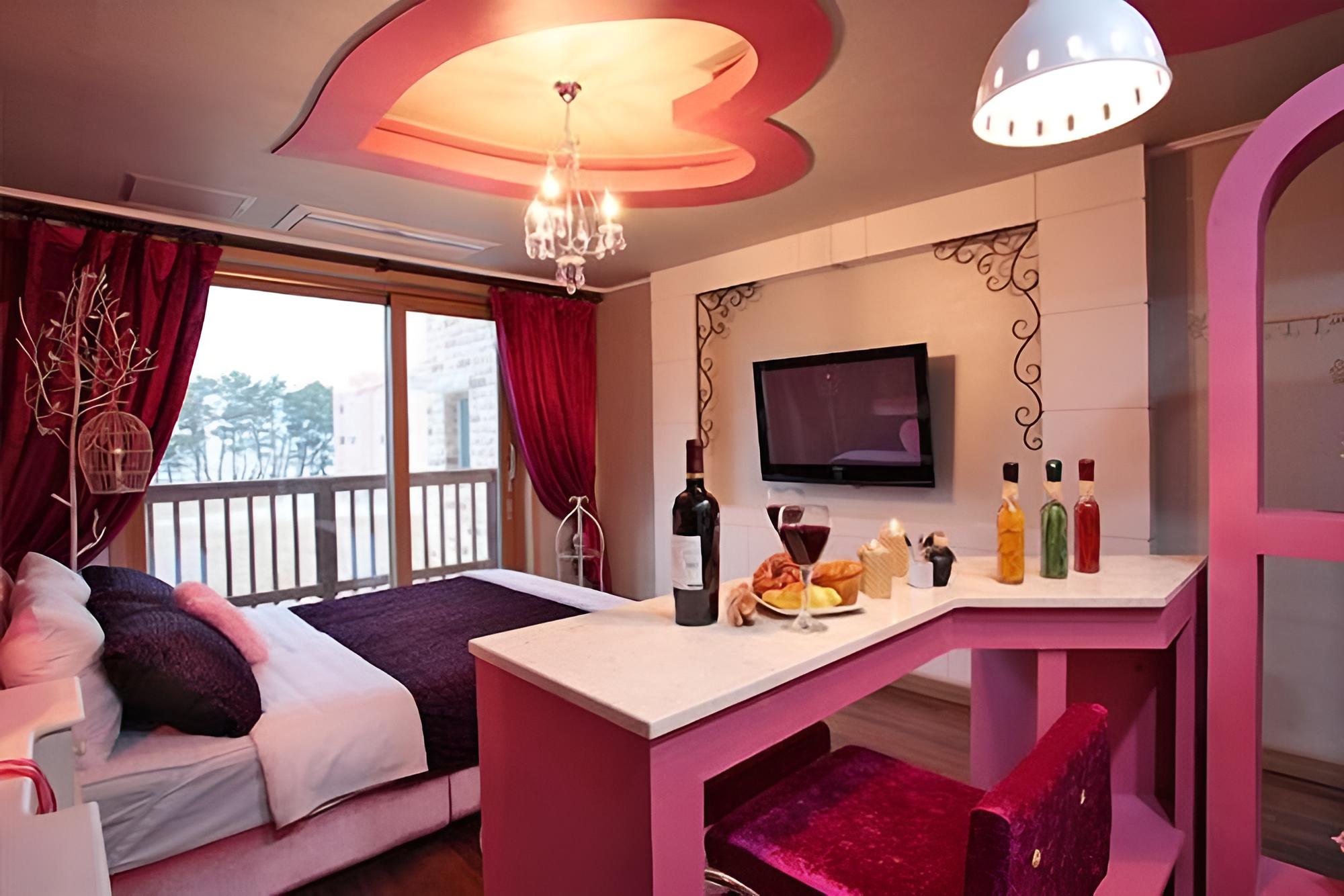 Taean Golden Wave Pension