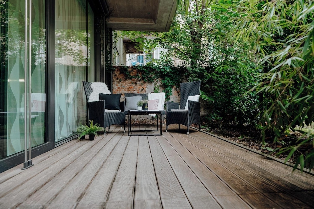 YoHome - Luxury Downtown Apartment