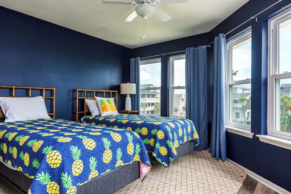 Casa de Mar by Ryson Vacation Rentals