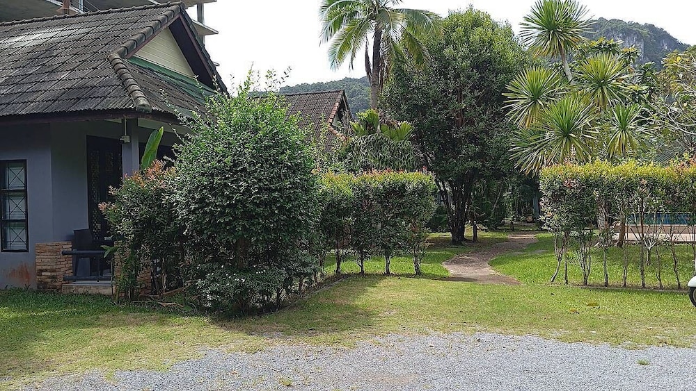 Moubillow Resort